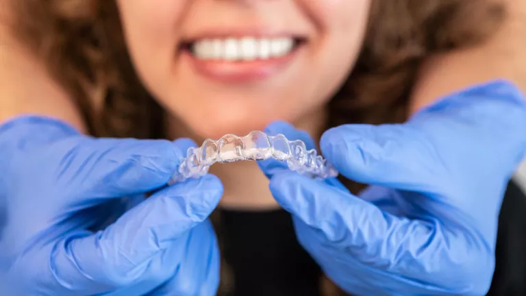 invisalign istanbul seffaf plak tedavisi dijital ortodonti ve agiz ici tarayici teknolojisi